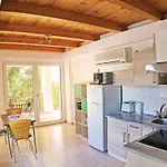 Ferienhaus In Ermioni Mit Grill- Gemeinschaftlichem Pool Und Terrasse By Interhome