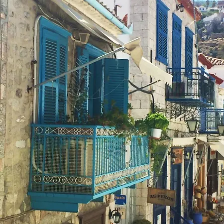 In Ermioni Mit Grill- Gemeinschaftlichem Pool Und Terrasse By Interhome * Thermisía