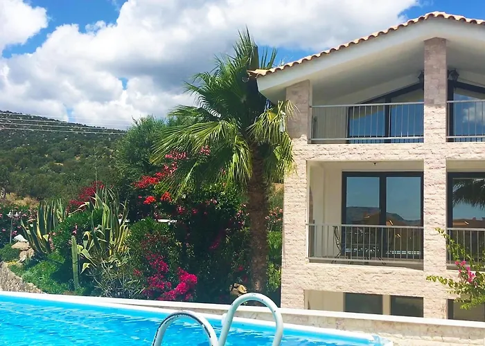 In Ermioni Mit Grill- Gemeinschaftlichem Pool Und Terrasse By Interhome Hébergement de vacances Thermisía