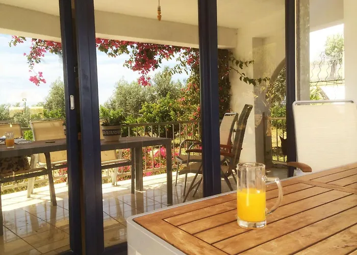 Hébergement de vacances In Ermioni Mit Grill- Gemeinschaftlichem Pool Und Terrasse By Interhome