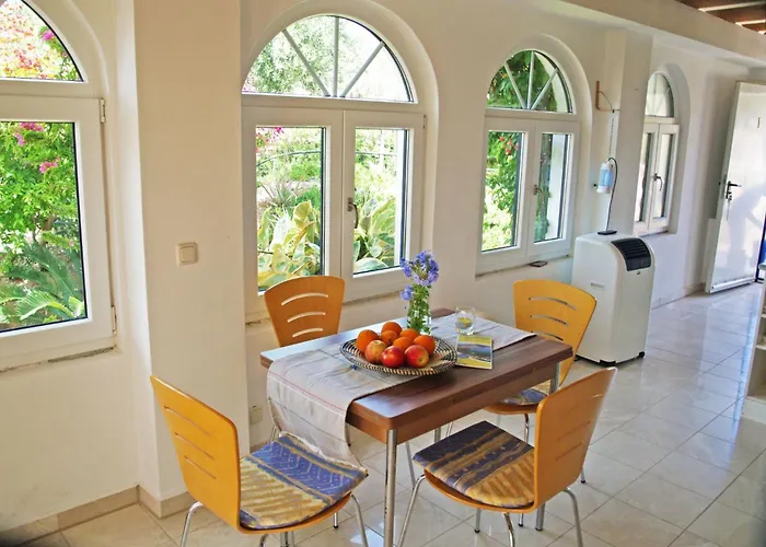 In Ermioni Mit Grill- Gemeinschaftlichem Pool Und Terrasse By Interhome Thermisía