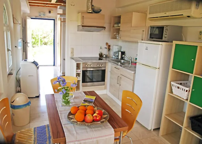 In Ermioni Mit Grill- Gemeinschaftlichem Pool Und Terrasse By Interhome Thermisía