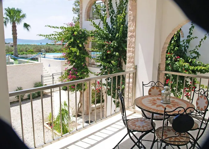 In Ermioni Mit Grill- Gemeinschaftlichem Pool Und Terrasse By Interhome * Thermisía